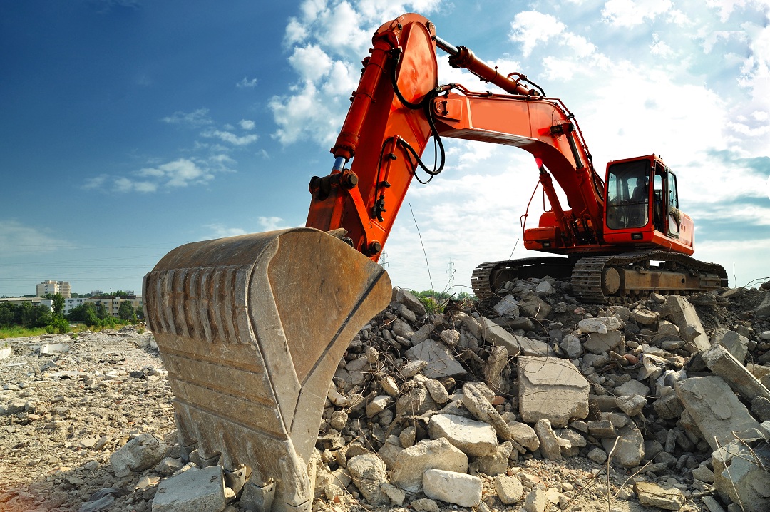 Crawler,Excavator,On,Demolition,Site.,Front,View,Of,A,Big